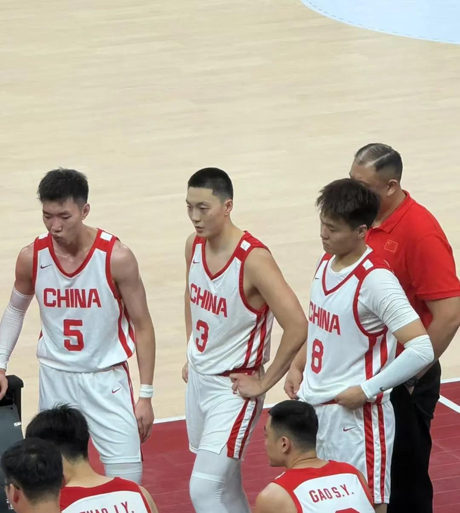 国王横扫新疆队，赵继伟带队取胜