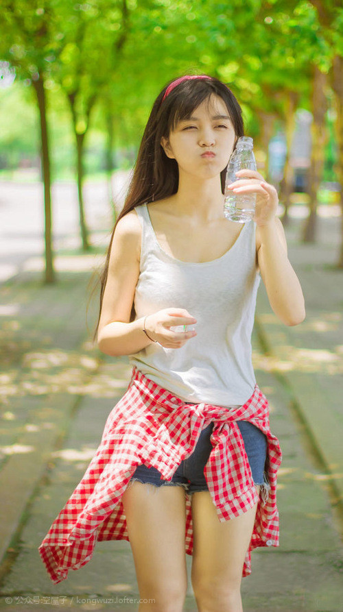 破晓者的冠冕，奥亚尔萨瓦尔在欧冠决赛之夜的攻防统治