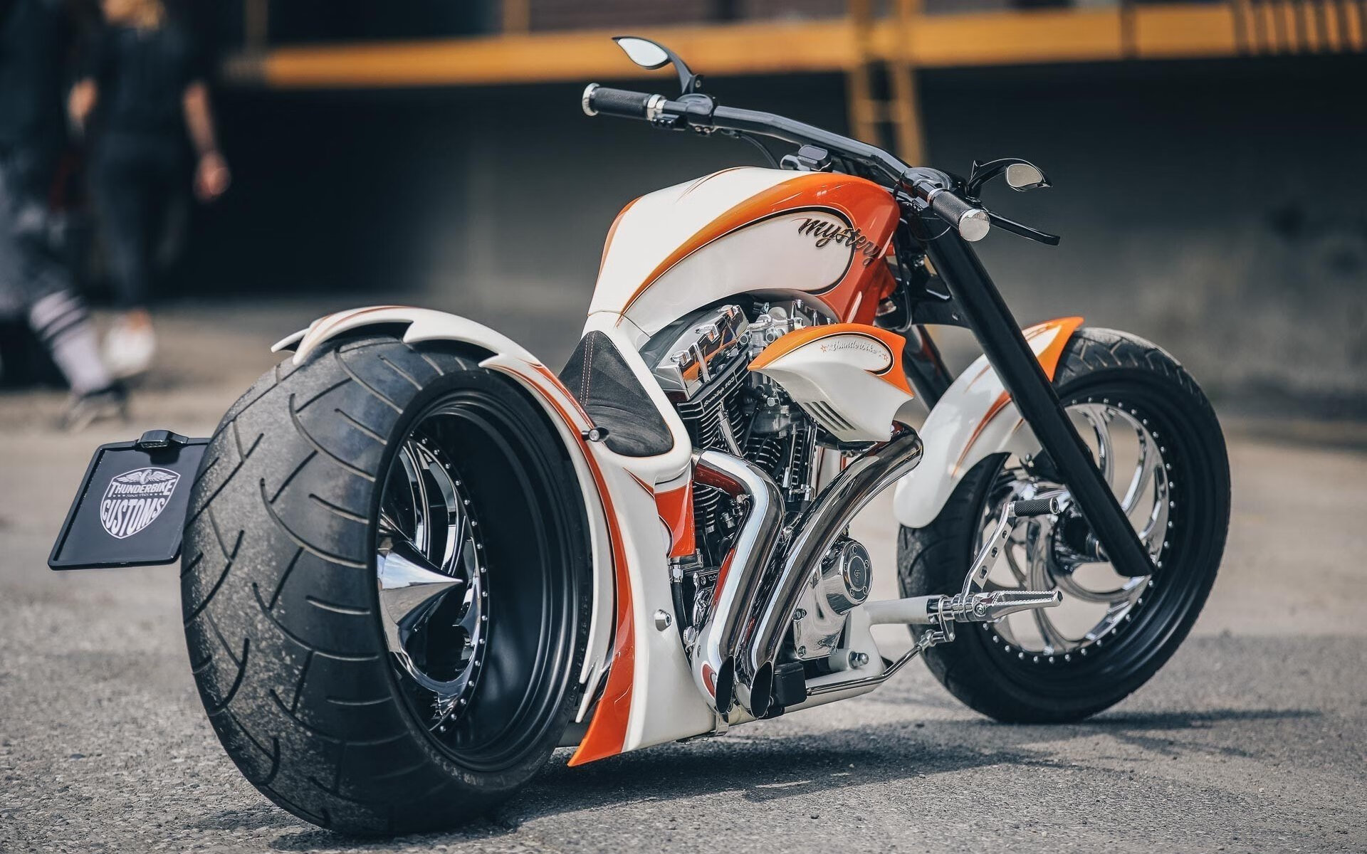 开云体育中国-个人节奏还是团队胜利？当防守巨头戈贝尔遇上蝴蝶效应黄蜂