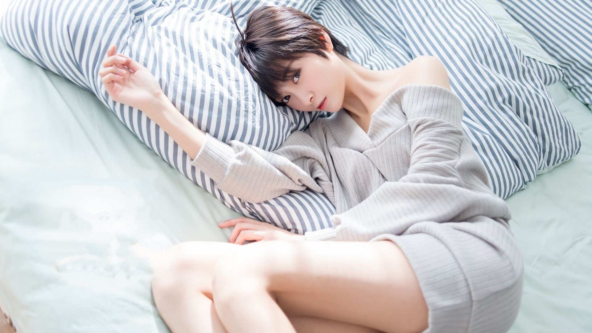 绿茵孤本,2026世界杯,芬兰与瑞士的北极光对决,与吉鲁的不朽诗篇